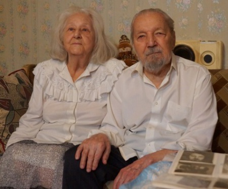 Пара из Екатеринбурга отметила 70-ю годовщину свадьбы смотреть крупнее Пара из Екатеринбурга отметила 70-ю годовщину свадьбы